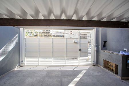 Casa à venda com 125m², 3 quartos e 2 vagasGaragem
