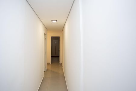 Casa à venda com 125m², 3 quartos e 2 vagasCorredor
