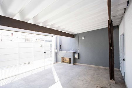 Casa à venda com 125m², 3 quartos e 2 vagasGaragem