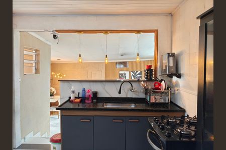Casa à venda com 130m², 2 quartos e 1 vaga Casa à venda com 130m², 2 quartos e 1 vagaCozinha
