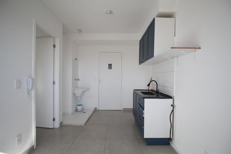 Sala/Cozinha de apartamento à venda com 1 quarto, 25m² em Paraíso do Morumbi, São Paulo
