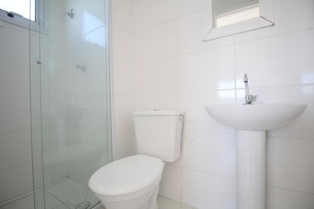 Banheiro de apartamento à venda com 1 quarto, 25m² em Paraíso do Morumbi, São Paulo