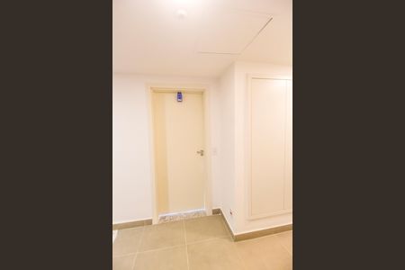 Apartamento à venda com 54m², 1 quarto e 2 vagas Apartamento à venda com 54m², 1 quarto e 2 vagasEntrada