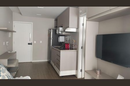 Sala de casa à venda com 3 quartos, 130m² em Campininha, São Paulo