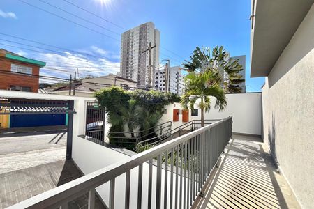 Casa de condomínio à venda com 137m², 3 quartos e 2 vagas Casa de condomínio à venda com 137m², 3 quartos e 2 vagasHall de entrada