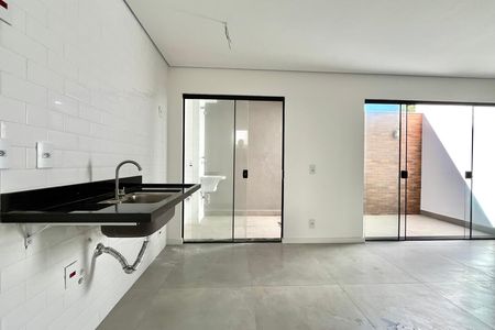 Casa de condomínio à venda com 137m², 3 quartos e 2 vagas Casa de condomínio à venda com 137m², 3 quartos e 2 vagasCozinha