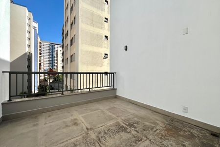Casa de condomínio à venda com 137m², 3 quartos e 2 vagas Casa de condomínio à venda com 137m², 3 quartos e 2 vagasVaranda 1 da Suíte 3
