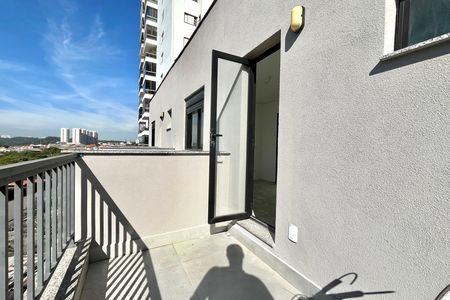 Casa de condomínio à venda com 137m², 3 quartos e 2 vagas Casa de condomínio à venda com 137m², 3 quartos e 2 vagasVaranda 2 da Suíte 3