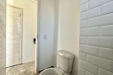 Casa de condomínio à venda com 137m², 3 quartos e 2 vagas Casa de condomínio à venda com 137m², 3 quartos e 2 vagasBanheiro da Suíte 3