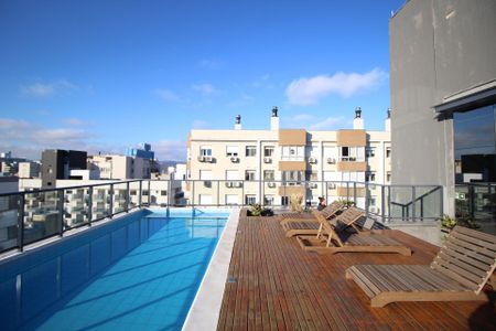 Studio para alugar com 30m², 0 quarto e sem vagaÁrea comum - Piscina