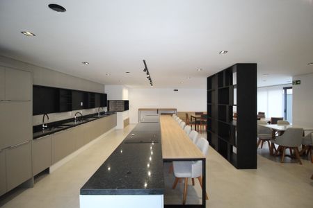 Studio para alugar com 30m², 0 quarto e sem vagaÁrea comum - Salão de festas