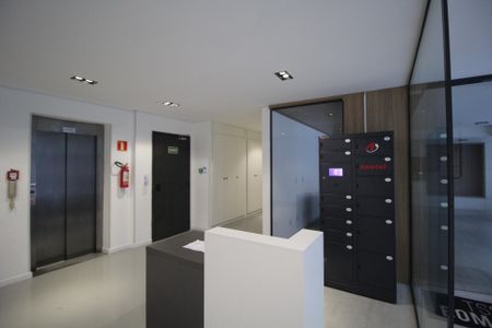 Área comum de kitnet/studio para alugar com 0 quarto, 30m² em Independência, Porto Alegre