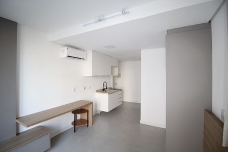 Studio de kitnet/studio para alugar com 0 quarto, 30m² em Independência, Porto Alegre