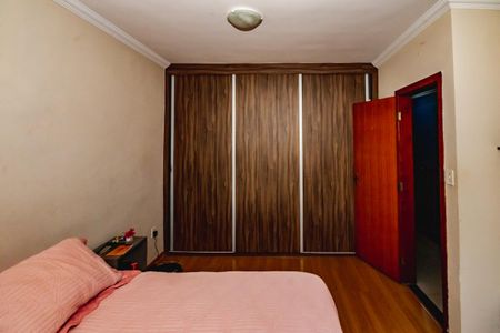 Casa à venda com 113m², 2 quartos e 2 vagasQuarto 1