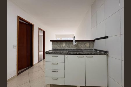 Casa de condomínio para alugar com 88m², 2 quartos e 2 vagas Casa de condomínio para alugar com 88m², 2 quartos e 2 vagasCozinha