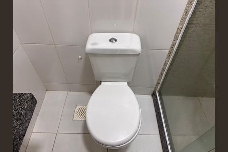 Casa de condomínio para alugar com 88m², 2 quartos e 2 vagas Casa de condomínio para alugar com 88m², 2 quartos e 2 vagasBanheiro Social