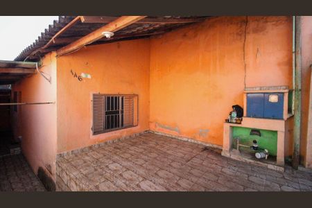 Casa à venda com 50m², 2 quartos e 1 vaga Casa à venda com 50m², 2 quartos e 1 vagaÁrea externa