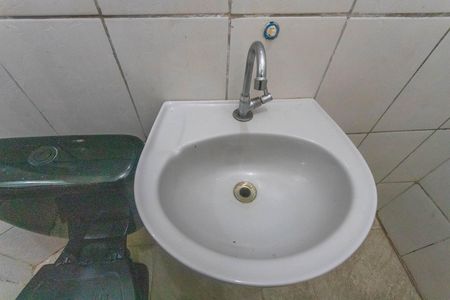 Banheiro  de casa para alugar com 1 quarto, 16m² em Conceição, Diadema
