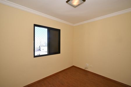 Apartamento à venda com 67m², 2 quartos e 1 vagaQuarto 2