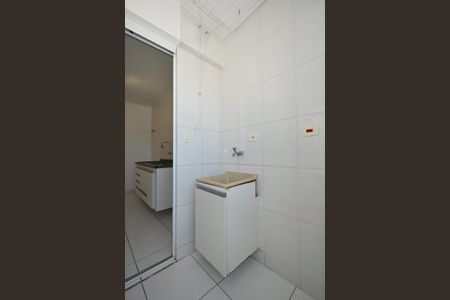 Área de Serviço  de apartamento à venda com 2 quartos, 67m² em Jardim Henriqueta, Taboão da Serra