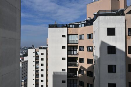 Apartamento à venda com 67m², 2 quartos e 1 vagaVista da varanda da sala