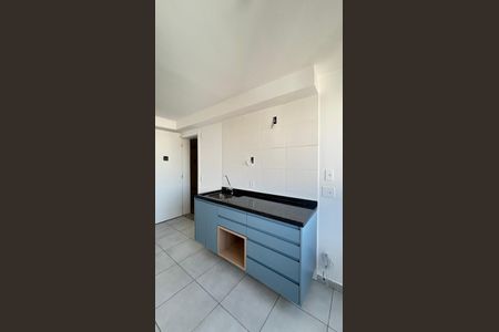 Apartamento para alugar com 28m², 1 quarto e sem vaga Apartamento para alugar com 28m², 1 quarto e sem vagaSala / Cozinha