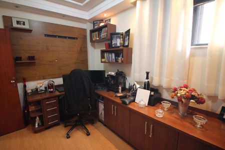 Apartamento à venda com 74m², 3 quartos e 2 vagasQuarto 3