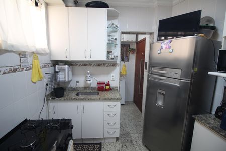 Apartamento à venda com 74m², 3 quartos e 2 vagasCozinha