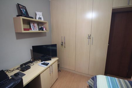 Apartamento à venda com 74m², 3 quartos e 2 vagasQuarto 2