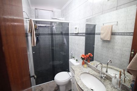 Apartamento à venda com 74m², 3 quartos e 2 vagasBanheiro