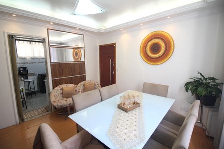 Apartamento à venda com 74m², 3 quartos e 2 vagasSala