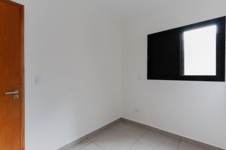 Quarto 2 de apartamento para alugar com 2 quartos, 45m² em Parada Inglesa, São Paulo