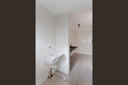 Área de serviço de apartamento para alugar com 2 quartos, 45m² em Parada Inglesa, São Paulo