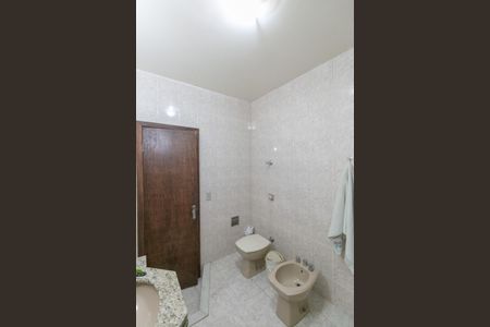 Casa à venda com 133m², 3 quartos e sem vagaBanheiro social