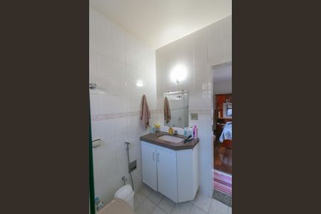 Banheiro da suíte de casa à venda com 3 quartos, 133m² em Liberdade, Belo Horizonte