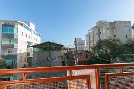 Casa à venda com 133m², 3 quartos e sem vagaVista da varanda da sala