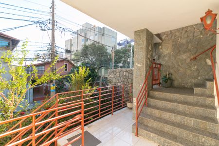 Área externa de casa à venda com 3 quartos, 133m² em Liberdade, Belo Horizonte