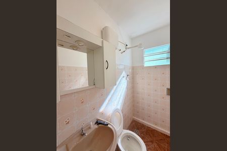 Casa para alugar com 30m², 2 quartos e 1 vagaBanheiro Social