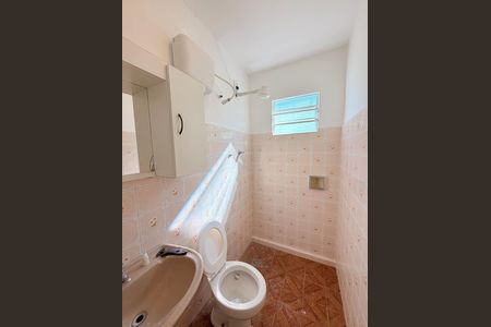 Casa para alugar com 30m², 2 quartos e 1 vagaBanheiro Social