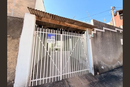 Casa para alugar com 30m², 2 quartos e 1 vagaFachada