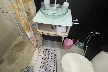 Casa para alugar com 100m², 1 quarto e sem vaga Casa para alugar com 100m², 1 quarto e sem vagaBanheiro