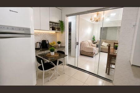 Cozinha de casa para alugar com 1 quarto, 100m² em Vila Meriti, Duque de Caxias
