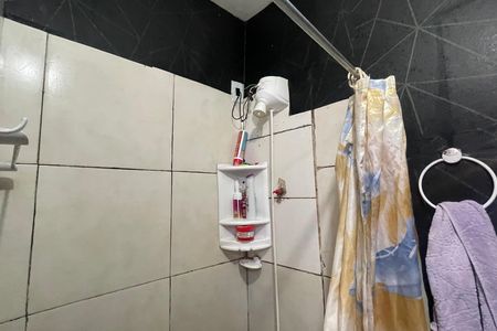 Banheiro de casa para alugar com 1 quarto, 100m² em Vila Meriti, Duque de Caxias