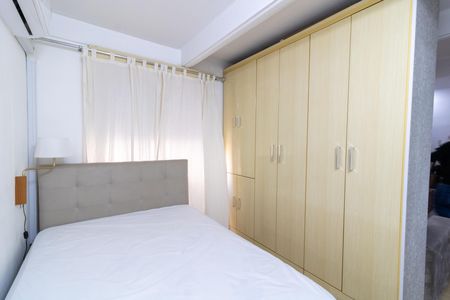 Quarto de kitnet/studio para alugar com 1 quarto, 32m² em Santana, Porto Alegre