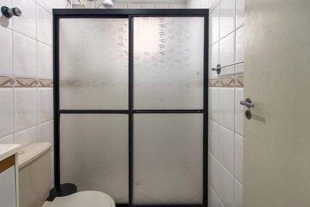 Apartamento para alugar com 85m², 2 quartos e 1 vaga Apartamento para alugar com 85m², 2 quartos e 1 vagaBanheiro da Suíte