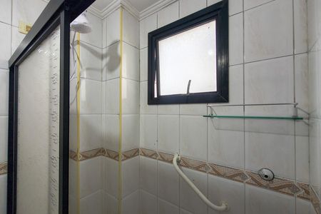 Apartamento para alugar com 85m², 2 quartos e 1 vaga Apartamento para alugar com 85m², 2 quartos e 1 vagaBanheiro da Suíte