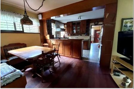 Casa à venda com 300m², 4 quartos e 2 vagasFoto 10
