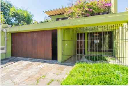 Foto 01 de casa à venda com 4 quartos, 300m² em Partenon, Porto Alegre
