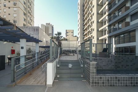 Apartamento para alugar com 37m², 1 quarto e 1 vagaÁrea comum - Piscina