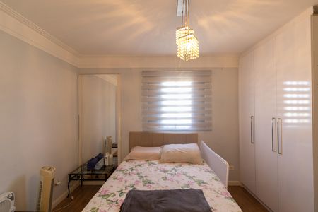 Casa à venda com 300m², 6 quartos e 2 vagas Casa à venda com 300m², 6 quartos e 2 vagasCasa 1 Suíte